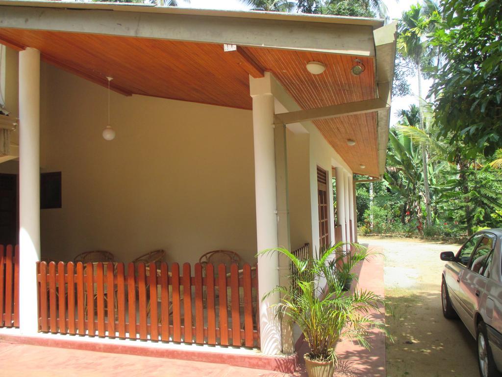 Alfred Colonial Bungalow & Spice Garden Kobbekaduwa ห้อง รูปภาพ